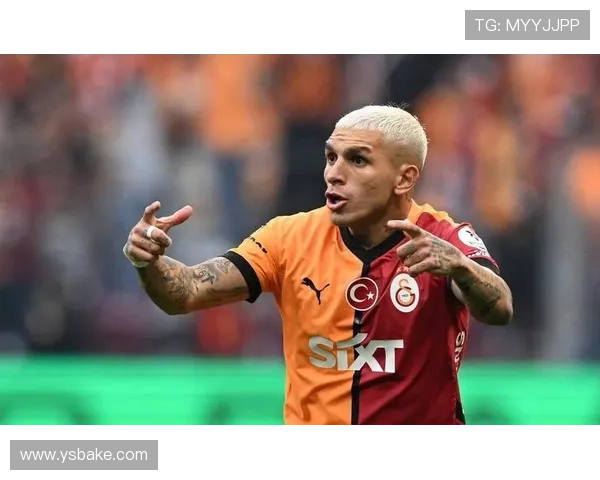 加拉塔萨雷领先费内巴切 塔利斯卡失点奥斯梅恩破僵